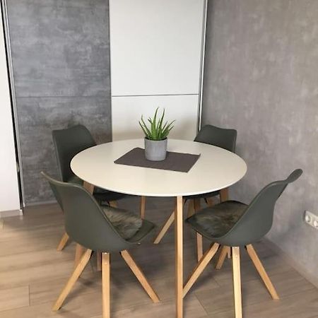Modern Eingerichtetes Apartment Naehe Hauptbahnhof ブラウンシュバイク エクステリア 写真