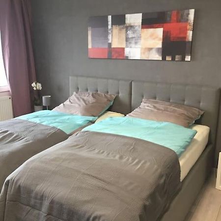 Modern Eingerichtetes Apartment Naehe Hauptbahnhof ブラウンシュバイク エクステリア 写真
